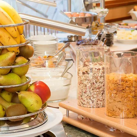 Gda Hildastift Am Kurpark * ויסבאדן